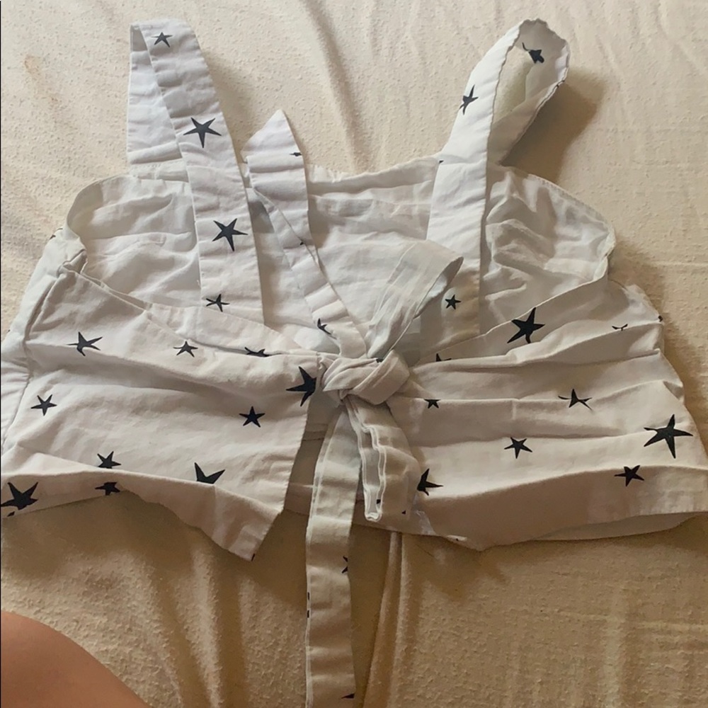 Crop top - Picture 2 of 3